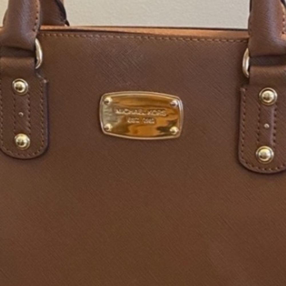 Michael kors handbag - Picture 6 of 6